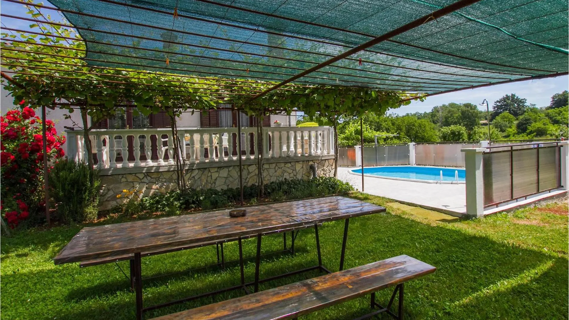 Tatil Evi 3 Bedroom Beautiful Home In Nedescina Hırvatistan