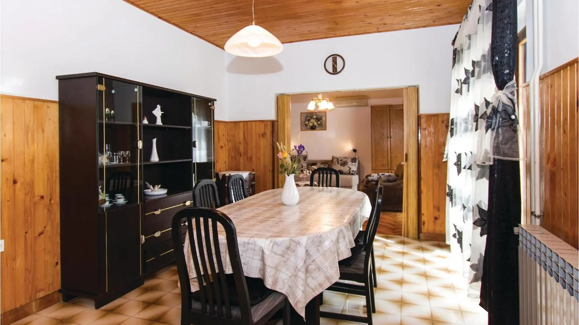 3 Bedroom Beautiful Home In Nedescina Tatil Evi