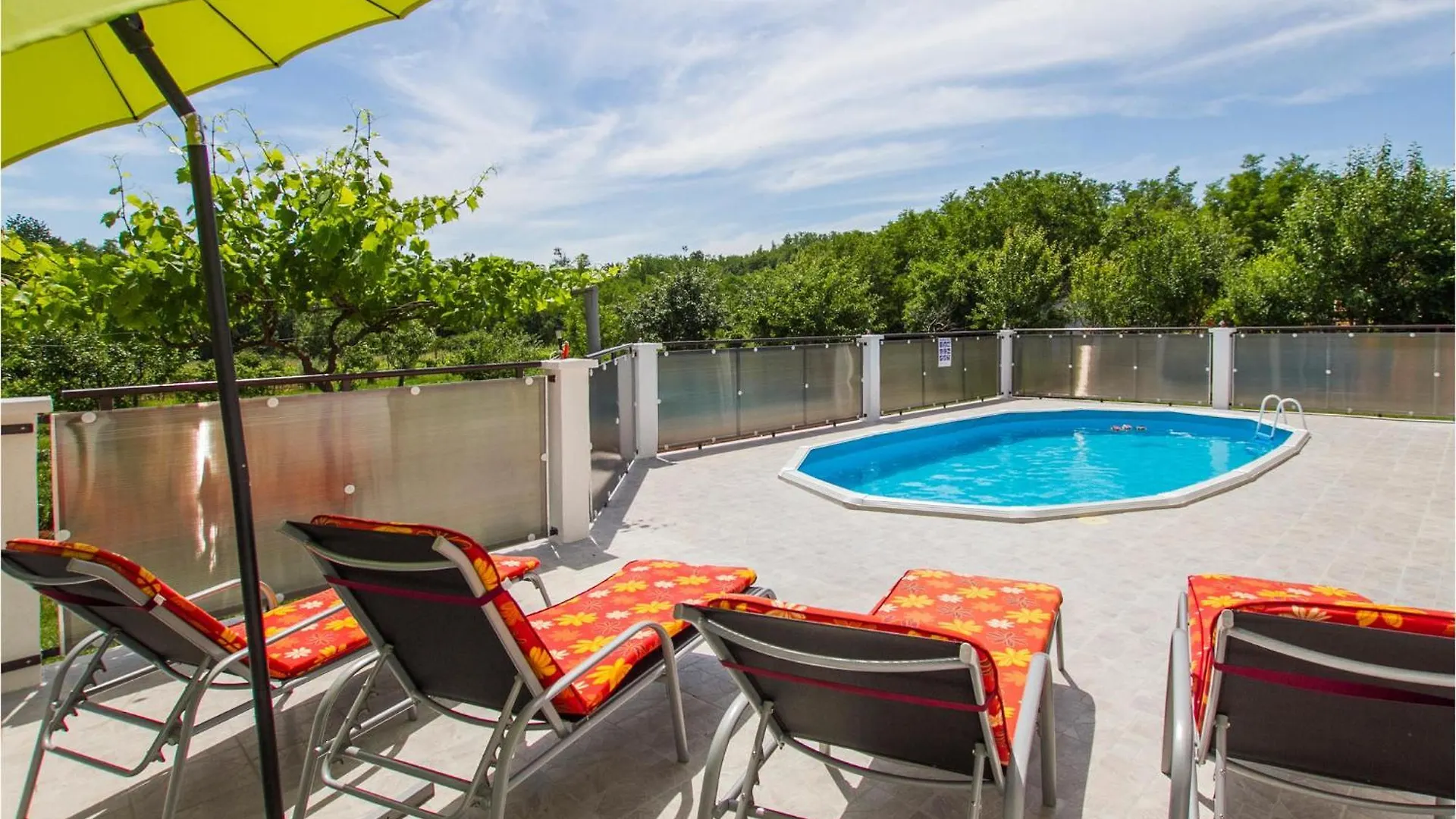 Holiday home 3 Bedroom Beautiful Home In Nedescina Ruzici